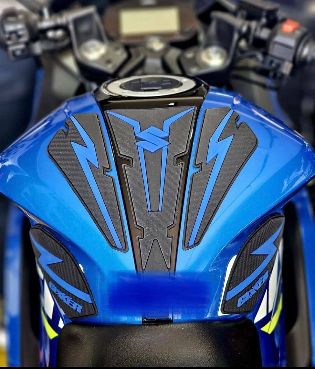 Suzuki Gixxer Tank Pad (New Premium)