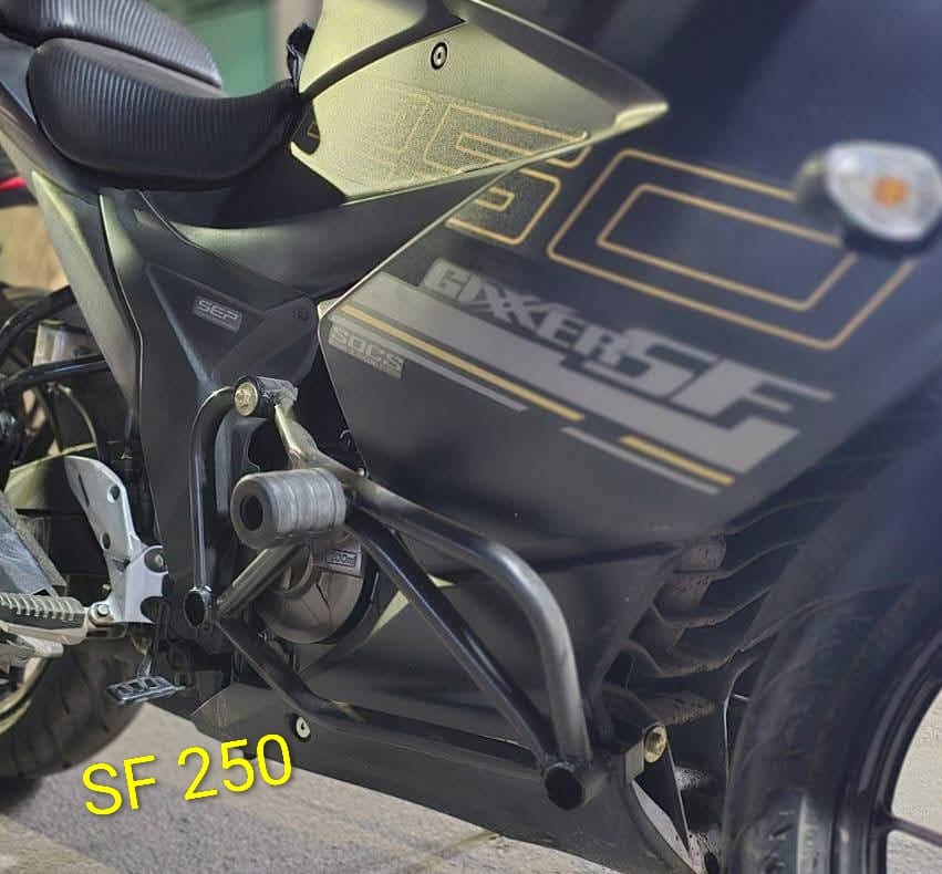 Gixxer SF Bumper
