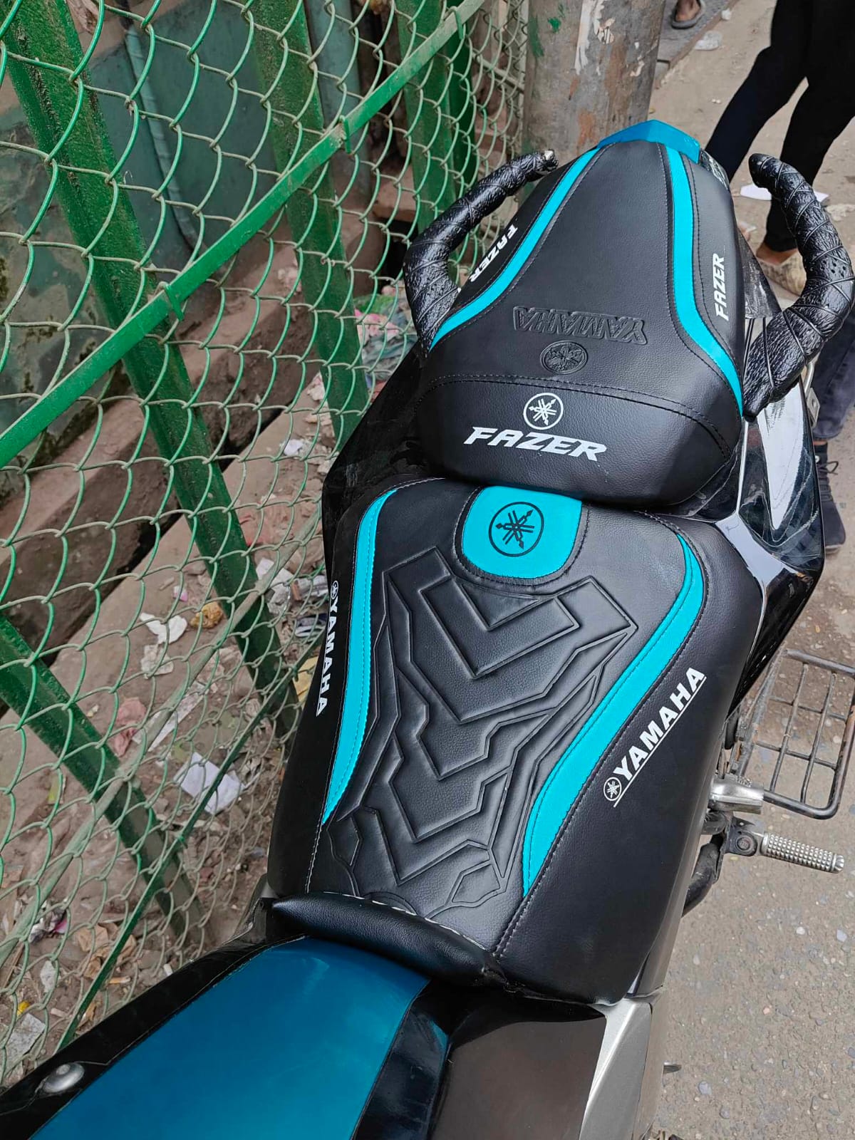 Fazer V2 Premium Seat Cover