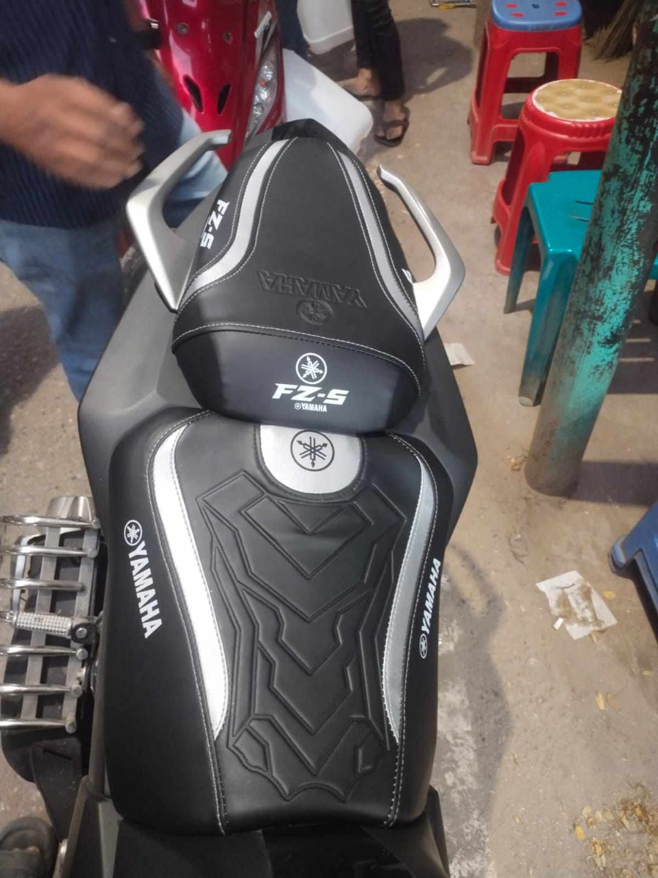 FZ V2 Premium Seat Cover